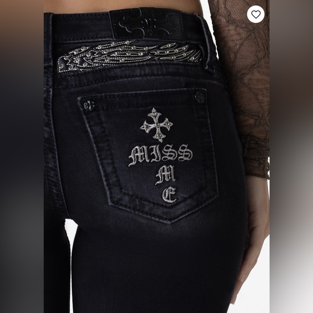 Miss Me Black Skinny Jeans with Silver Embroidered Pocket Cross NWT Size 25/32